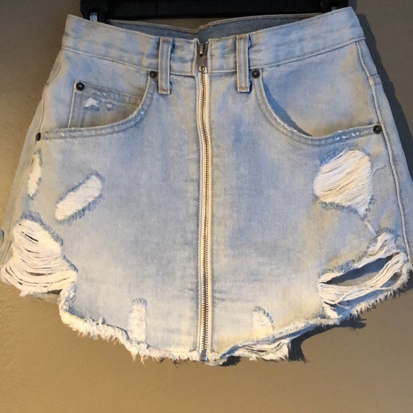 LF Dresses & Skirts - LF front zipper jean skirt LF Dresses & Skirts - LF front zipper jean skirt
